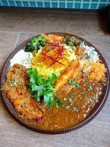 和平カレー 香椎店