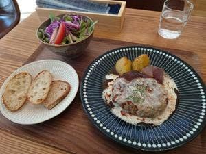 Humming Bird CAFE