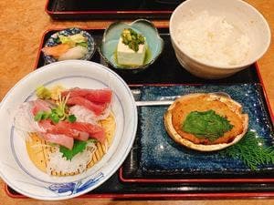 丸竹都寿し本店