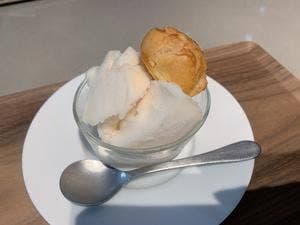 カフェ アンリ・ファーブル