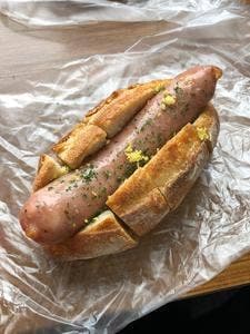 リヨン 小麦壱番館