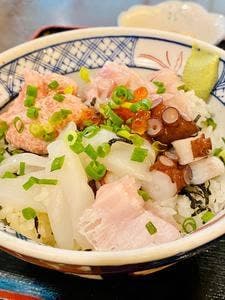 日本酒と朝獲れ鮮魚 源の蔵 横浜店