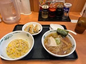 日高屋 恵比寿南店