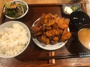 焼鳥 うちやま