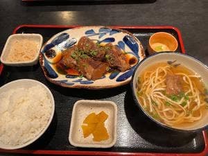 沖縄そば でいご家