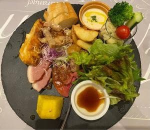 Cafe&Bar BonnReine