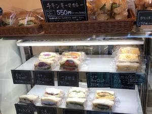sandwich and coffee me・me