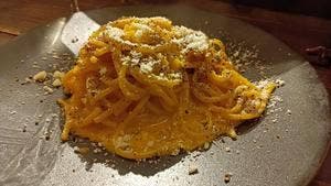Trattoria QUATTORO MANI 82