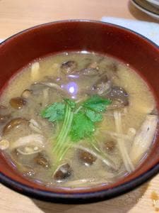 回転寿司 すし丸 潮見店