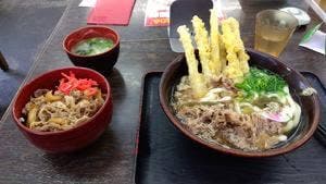 資さんうどん 新池店