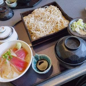 鮨・お届け料理 はな膳 江戸川台店