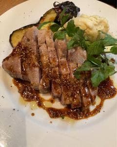ワインバル BON