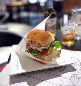 CAFFE PASCUCCI 新神戸店