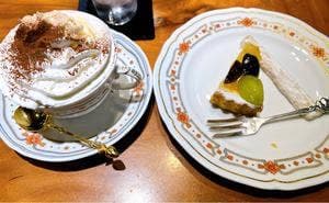 カフェ オカ ガレージ