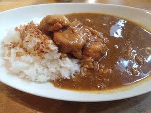 元町チキンカレーのお店パルフェ