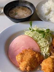 ランチとコーヒーの店 かも