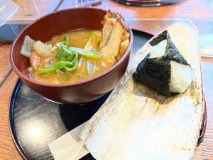 御米司 ふみや