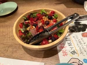 肉バルVS魚バル デザインフードマーケット 名古屋駅店