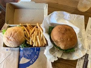 マサジロウバーガー 飯塚店