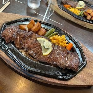 レストラン まなべ