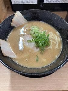 魔界系ラーメン 三冠馬