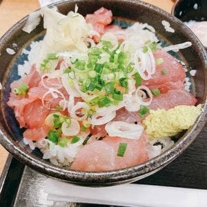 まぐろ市場 新橋銀座口店