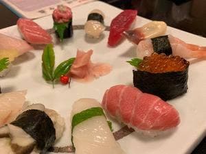 すしてつ