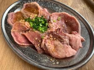 六角橋ホルモン 大夢