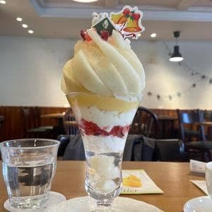 観音山フルーツパーラー 表参道店