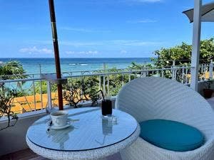 BUENA VISTA 海のテラスよみたん都屋