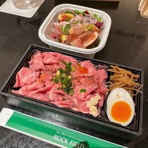 RF1 銀座三越店