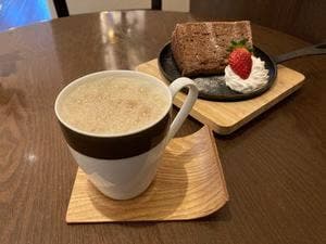 Cafe Chiffon Cake Lab