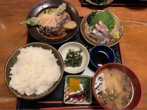 和らぎ亭 しまや