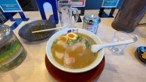 ラーメン横綱 外大前店