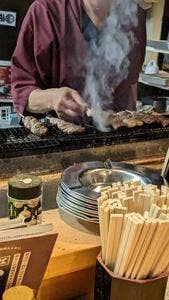 焼き鳥 山丸 横尾