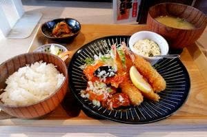 えびえび食堂 えび八本 住吉店