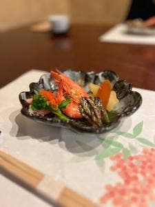 貴与次郎