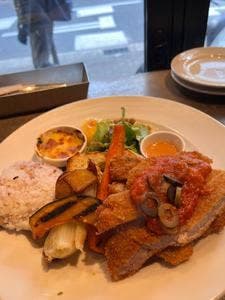 ワイン渡辺。大須別店