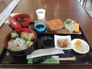 道の駅みなとオアシスうわじまきさいや広場