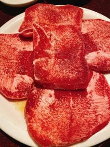 炭火焼肉 凱旋門