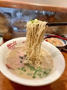 長浜ラーメン じろう。