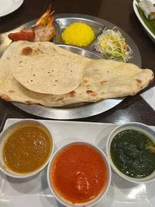 アジアンダイニング ルンビニ 新松戸本店