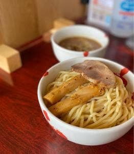 あら焚き豚骨 あらとん 本店