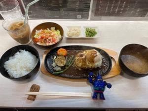 洋食バルしもさわ