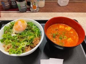 松屋 春日店