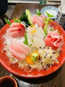 まぐろ酒場 魚箱 大井町店