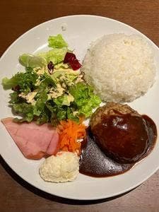 和牛ハンバーグ＆ステーキ 肉屋 格之進 F