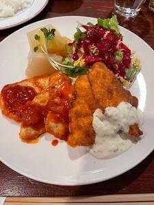洋食屋 プラムクリーク