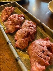 七輪もつ焼き 二の鉄