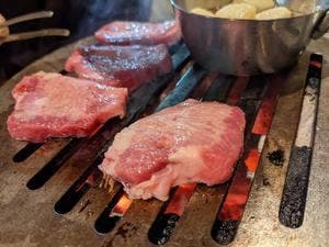 ホルモン屋 だん 新橋総本店